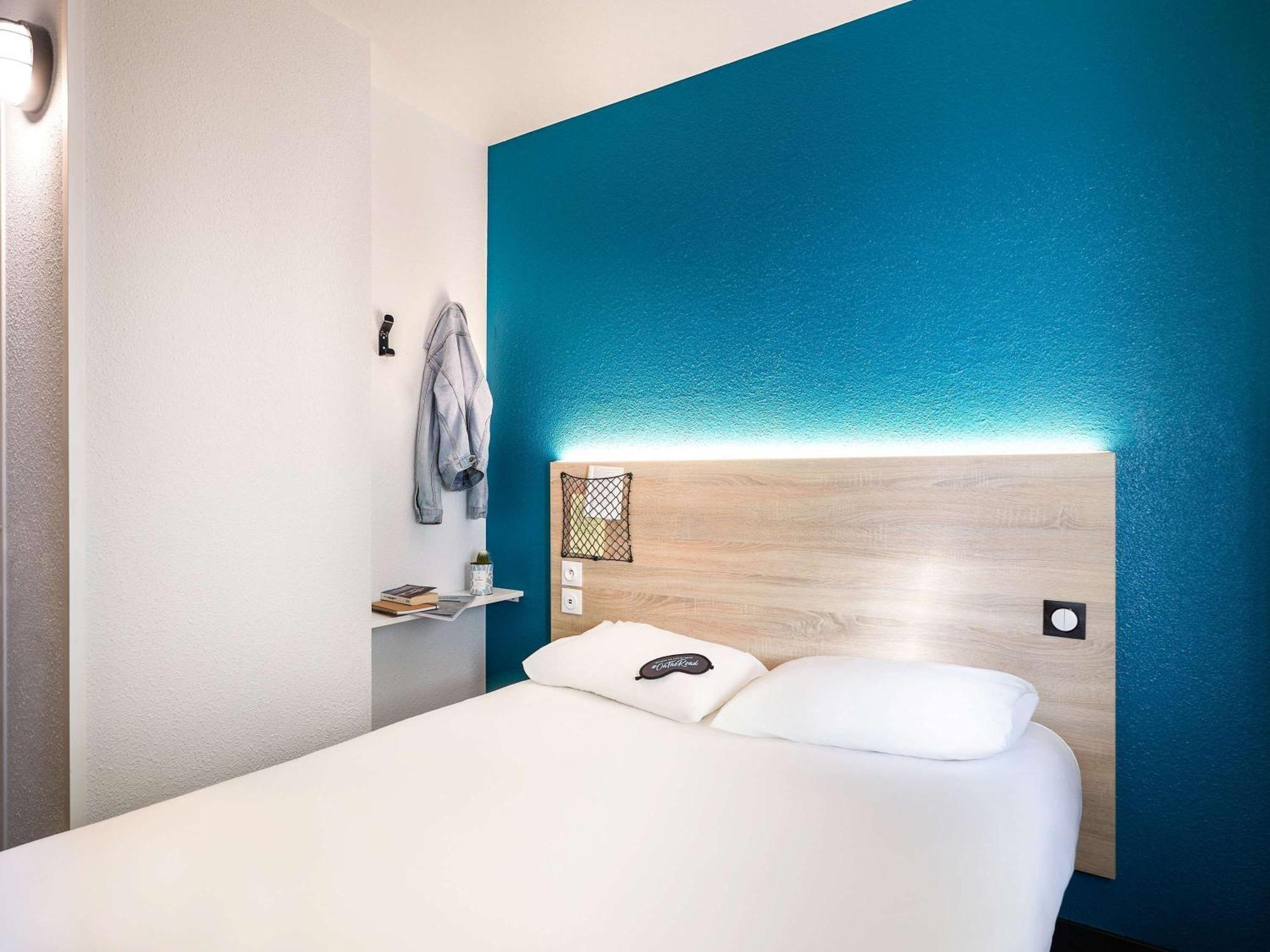 Hotelf1 Clermont Ferrand Est Екстер'єр фото