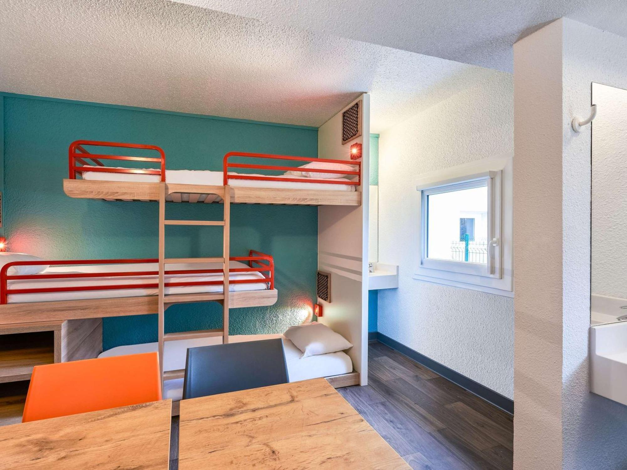 Hotelf1 Clermont Ferrand Est Екстер'єр фото