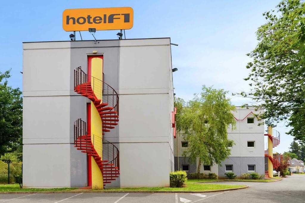 Hotelf1 Clermont Ferrand Est Екстер'єр фото